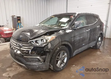 2017 Hyundai Santa Fe Sport 2.4L z USA, uszkodzony, nr VIN 5XYZTDLB4HG398757